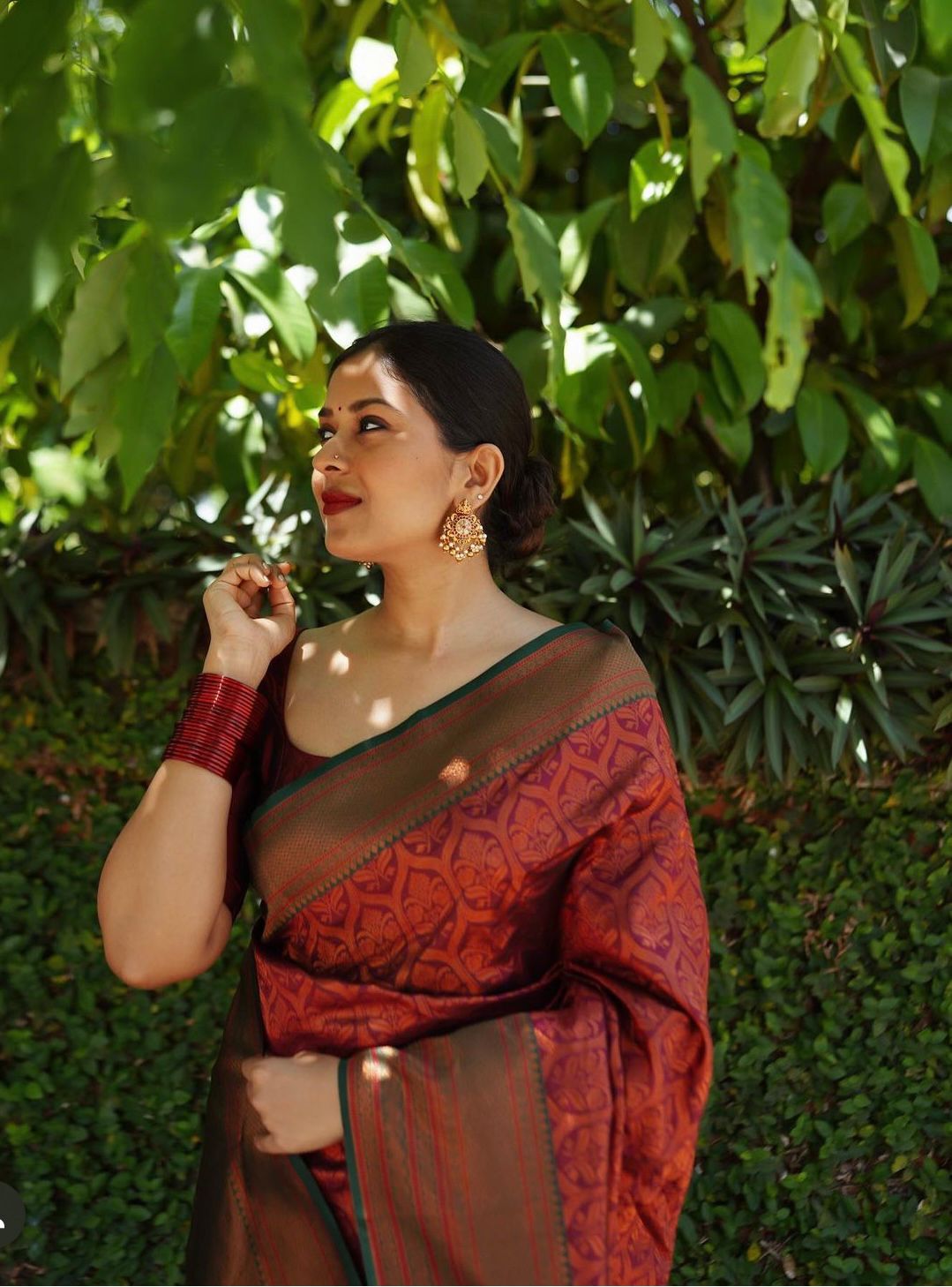 Crimson Flora Kanjivaram Saree