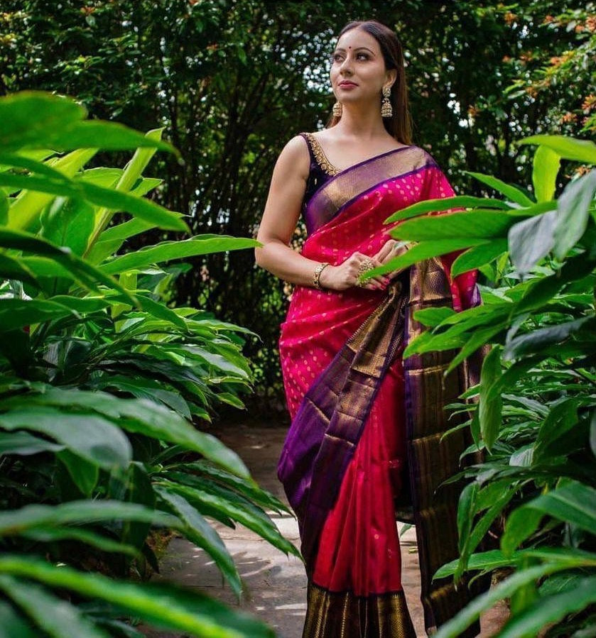 Pink Elegance Kanjivaram Saree